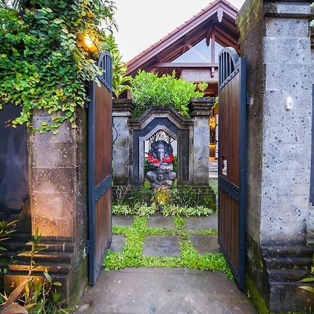 Luxury 3Br Infinity Jungle View Aashaya Villa Ubud מראה חיצוני תמונה