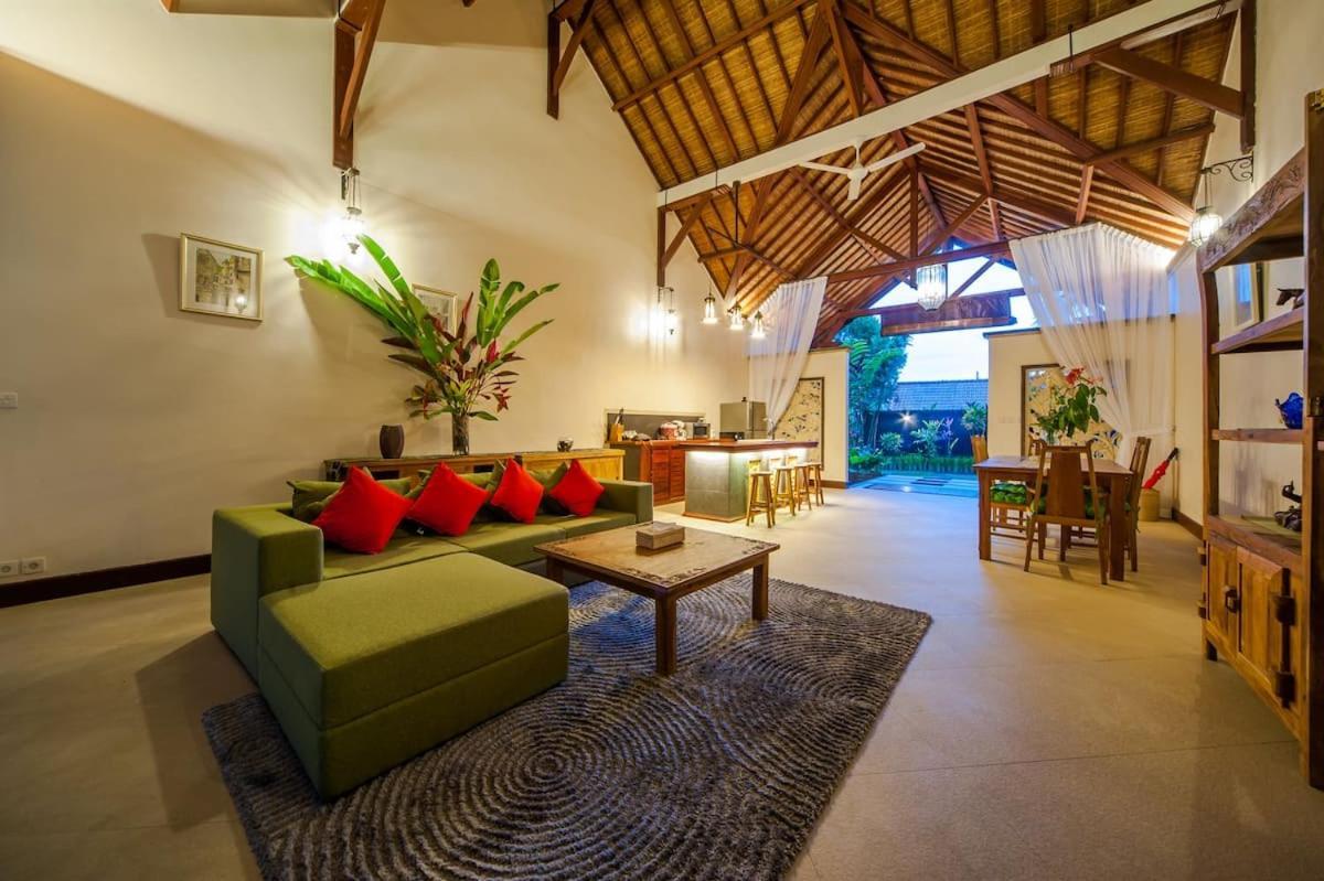 Luxury 3Br Infinity Jungle View Aashaya Villa Ubud מראה חיצוני תמונה