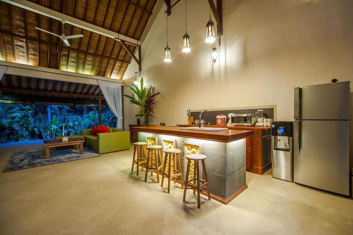 Luxury 3Br Infinity Jungle View Aashaya Villa Ubud מראה חיצוני תמונה