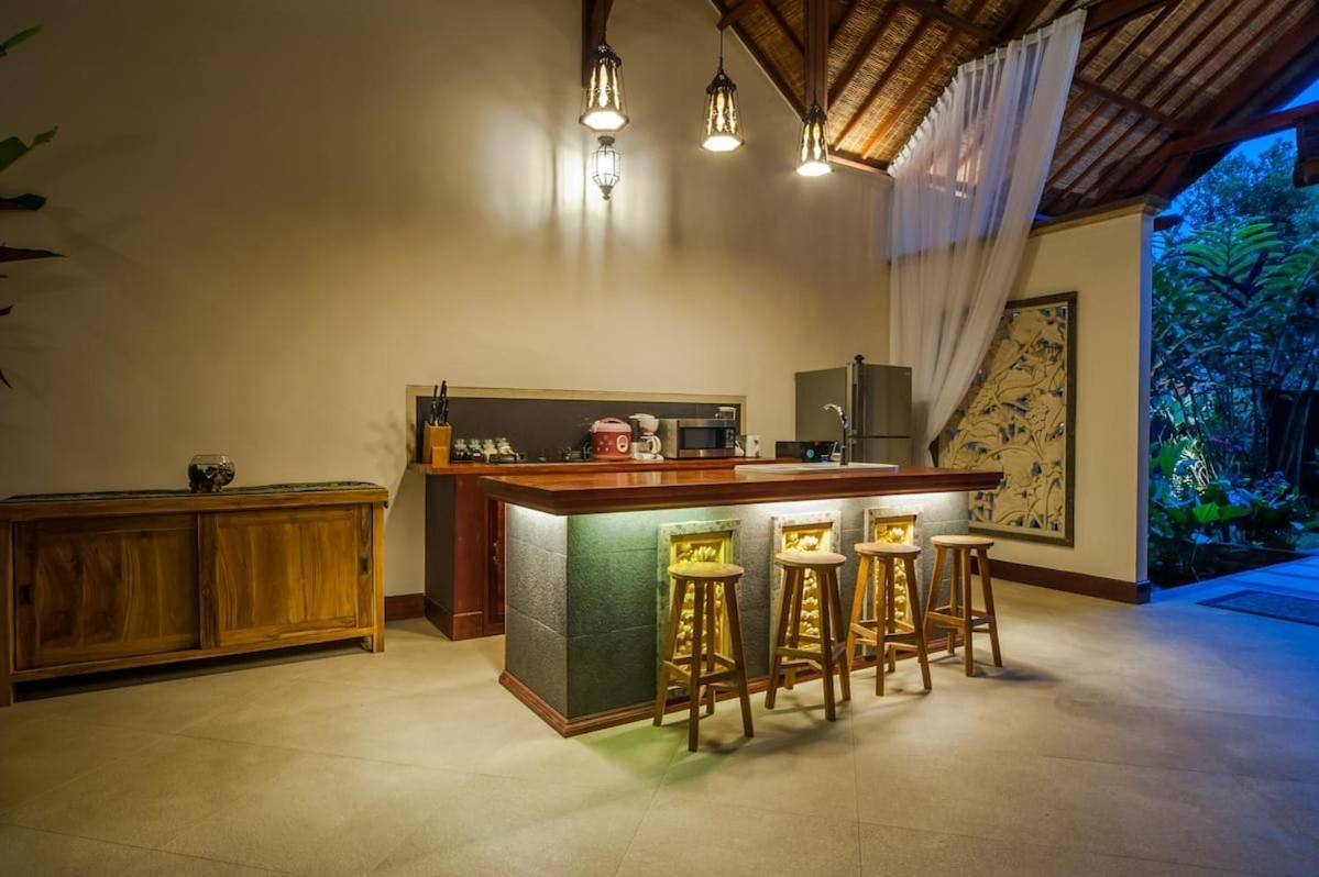 Luxury 3Br Infinity Jungle View Aashaya Villa Ubud מראה חיצוני תמונה