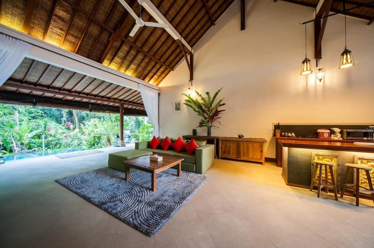 Luxury 3Br Infinity Jungle View Aashaya Villa Ubud מראה חיצוני תמונה