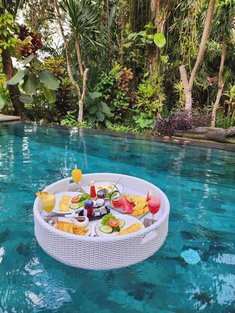 Luxury 3Br Infinity Jungle View Aashaya Villa Ubud מראה חיצוני תמונה